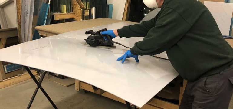 can you cut lexan with a table saw?