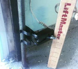 One Garage Door Sensor is Orange and One is Green – DerivBinary.com One Garage Door Sensor is Orange and One is Green – DerivBinary.com